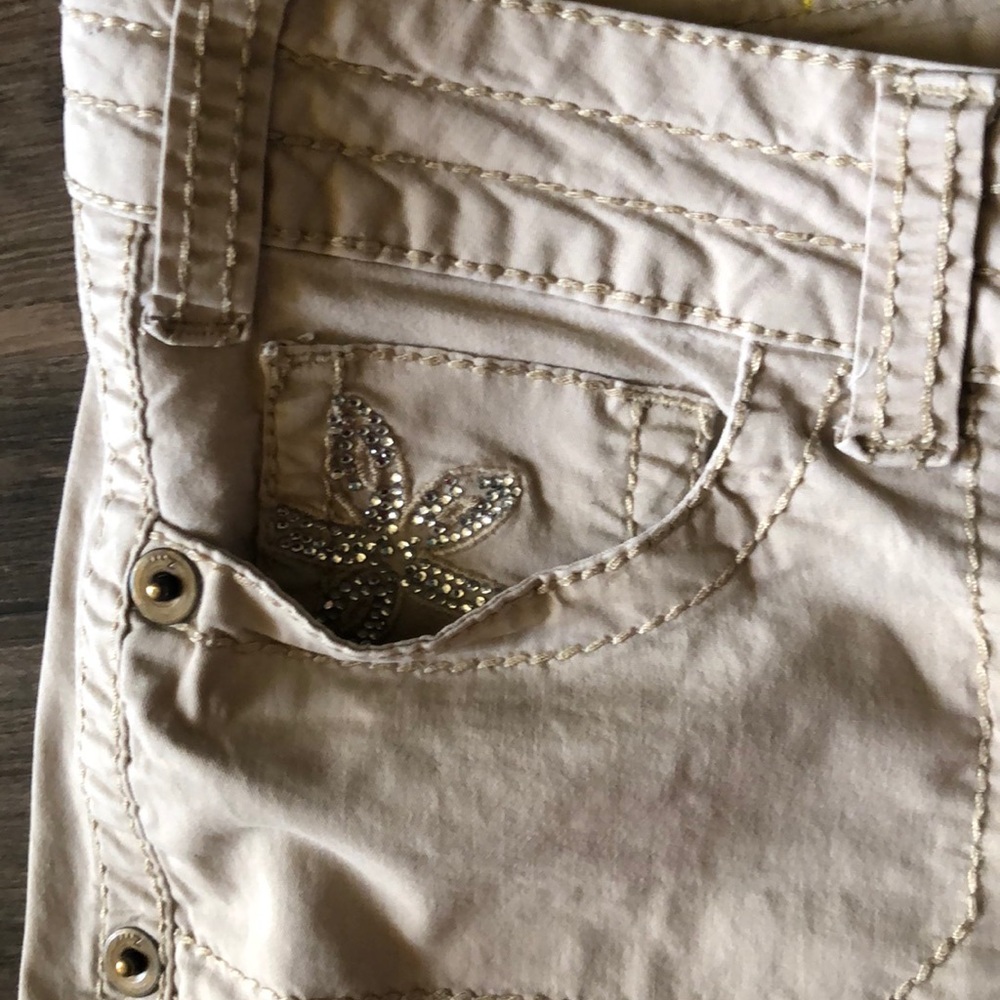 ZCo Khaki Cargo Capris size 5 - Picture 4 of 7